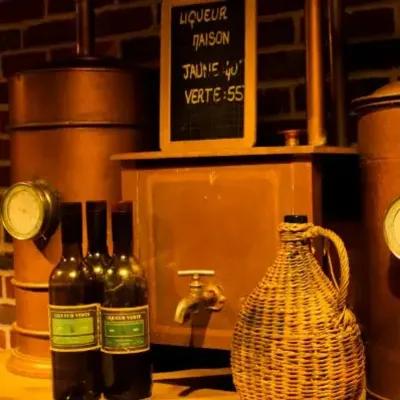 Le secret de la liqueur verte poster1