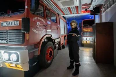 ALERTE CHEZ LES POMPIERS poster1