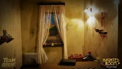 HAUNTED ROOM poster2
